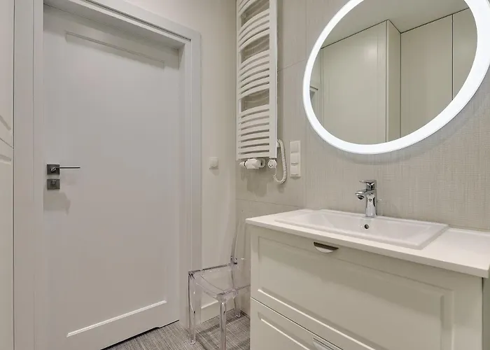 Grand - Indygo Okrzei Appartement